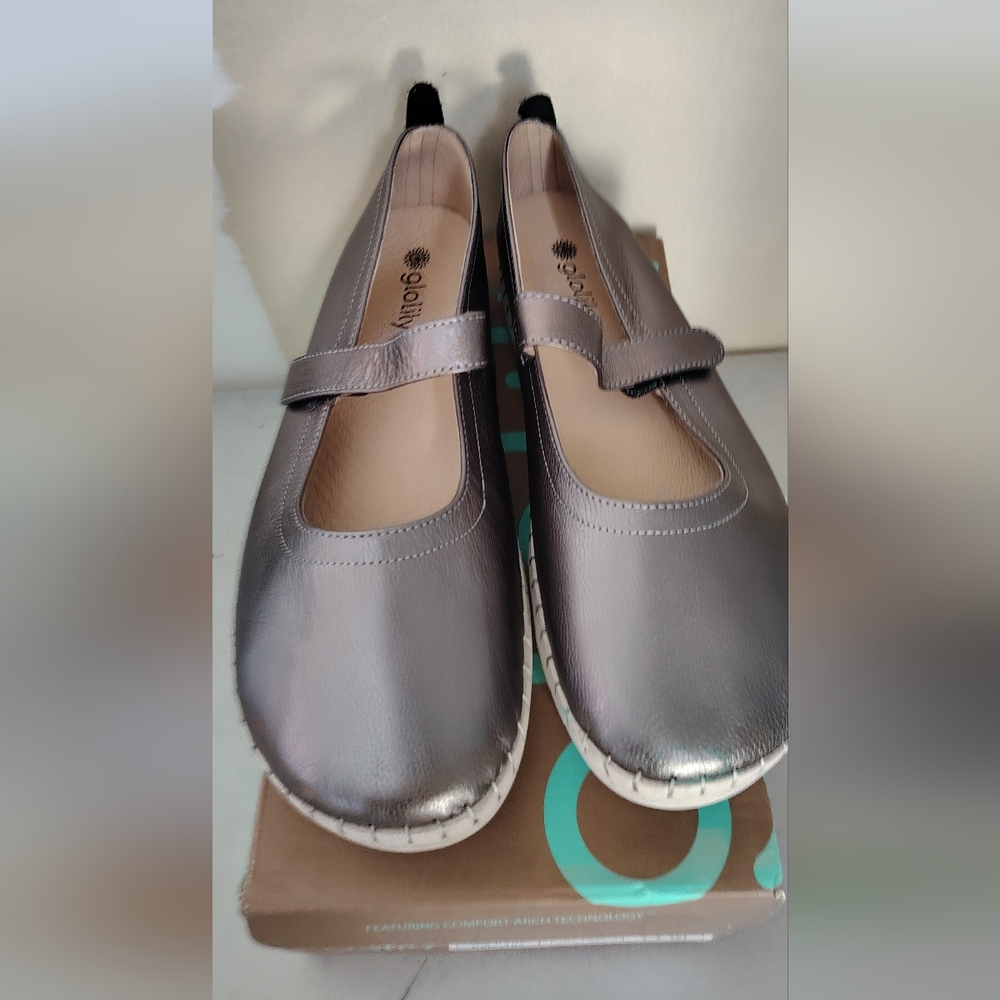 Glolily Size 11 Slip On Shoes Womens